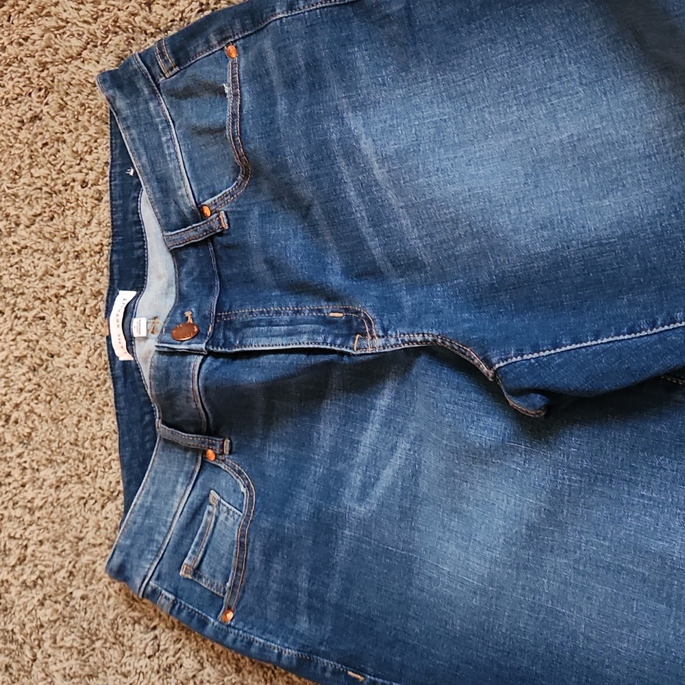 Lane Bryant Flex Magic Waistband Signiture Fit Mid-Rise Straight - Picture 3 of 7